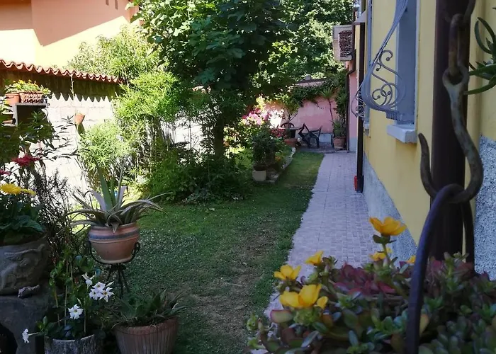 Alojamento de Acomodação e Pequeno-almoço Bassa Bérgamo